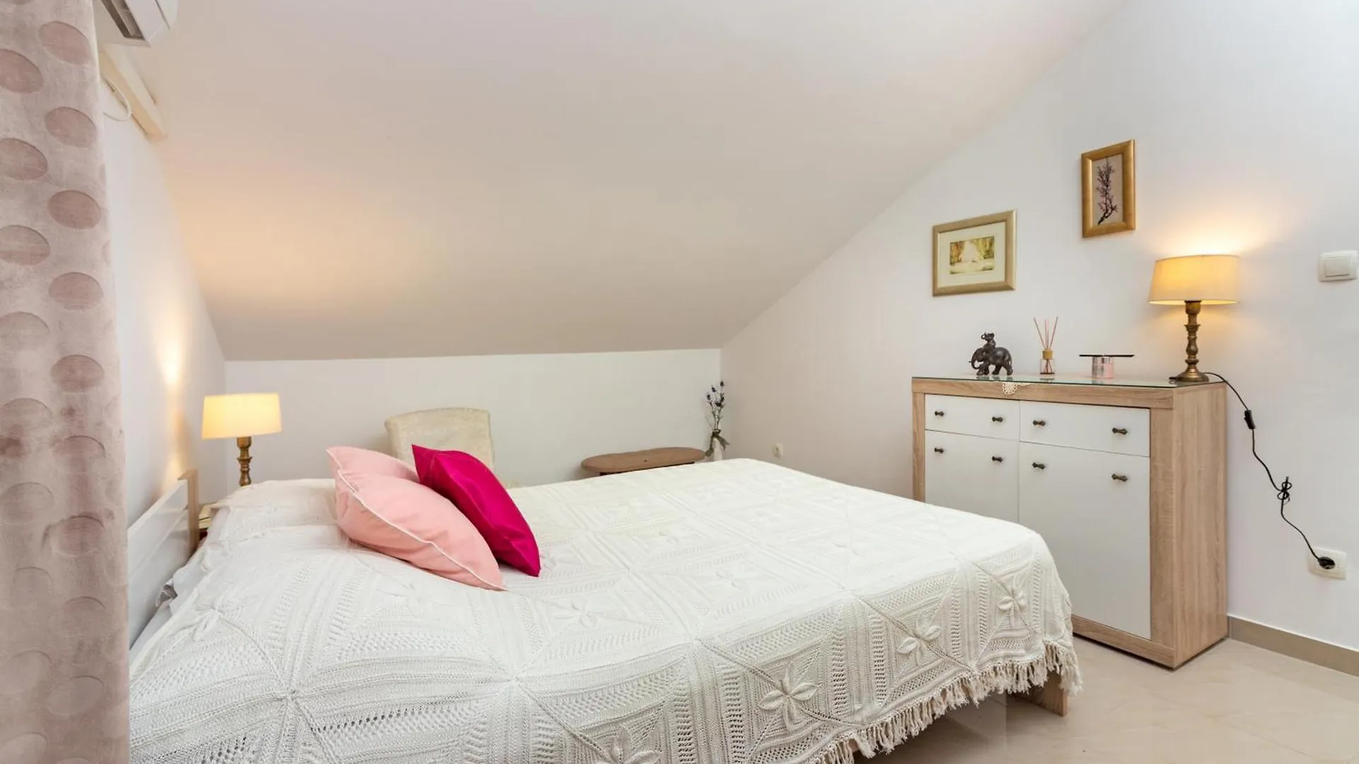Apartments Song Split Guest house