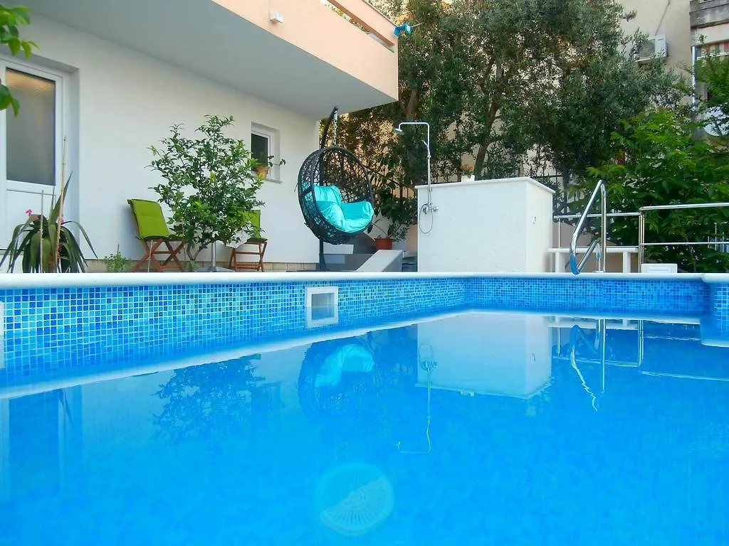 **** Guest house Apartments Song Split Croatia