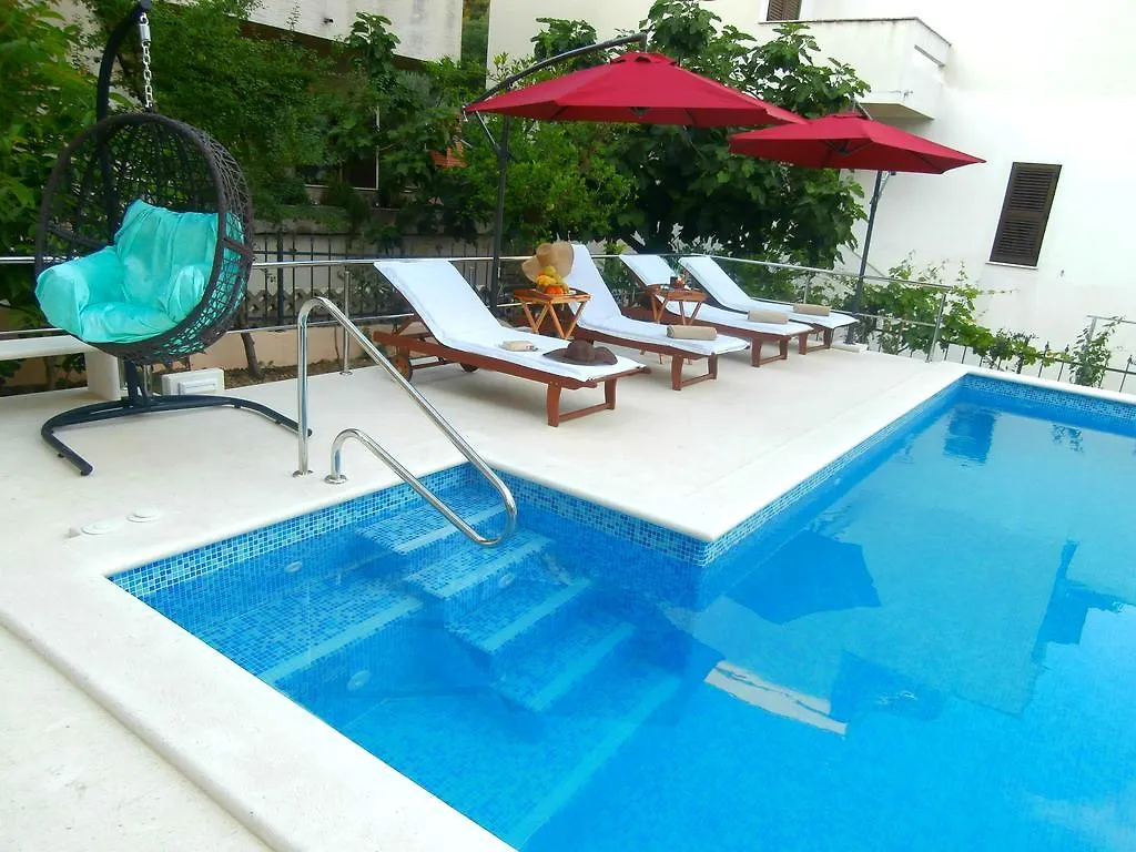 **** Guest house Apartments Song Split Croatia